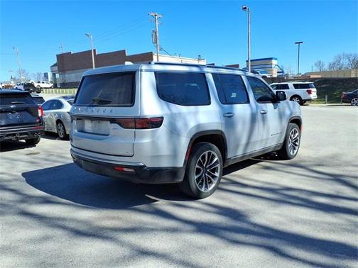 2022 Jeep Wagoneer Series III 4x4