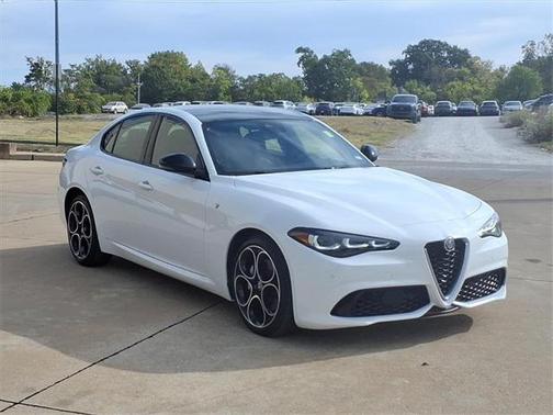 2024 Alfa Romeo Giulia Ti