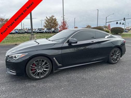 2017 INFINITI Q60 3.0t Red Sport 400