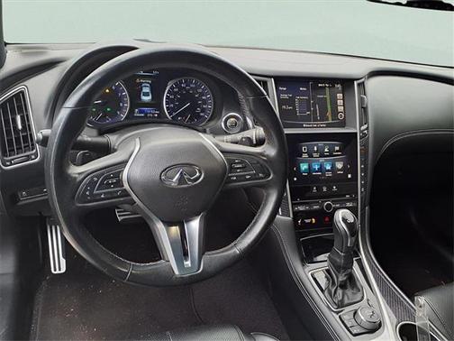 2017 INFINITI Q60 3.0t Red Sport 400