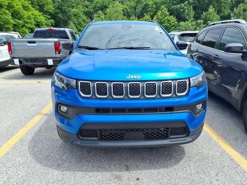 Laser Blue Pearlcoat 2023 Jeep Compass Latitude