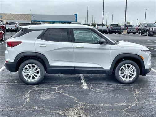 2025 Chevrolet Trailblazer LS