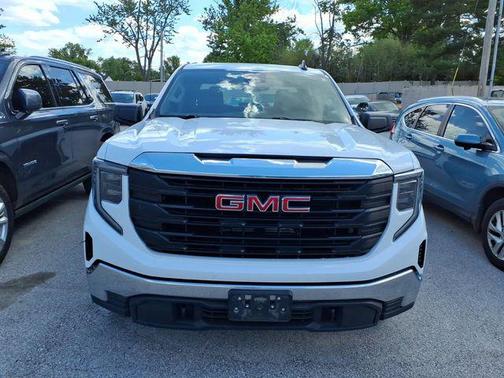 Summit White 2024 GMC Sierra 1500 Pro