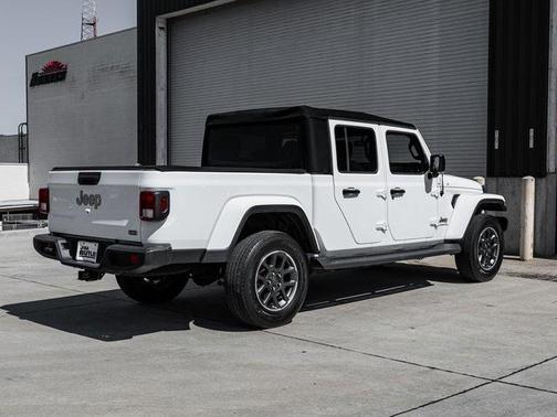2020 Jeep Gladiator Overland
