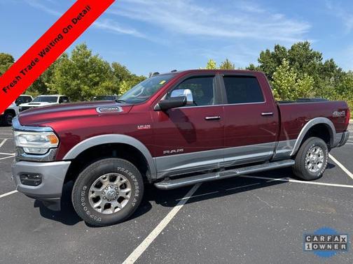 2020 RAM 2500 Laramie Crew Cab 4X4 6'4' Box
