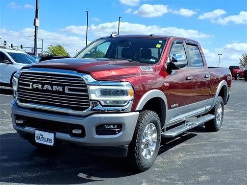 2020 RAM 2500 Laramie Crew Cab 4X4 6'4' Box