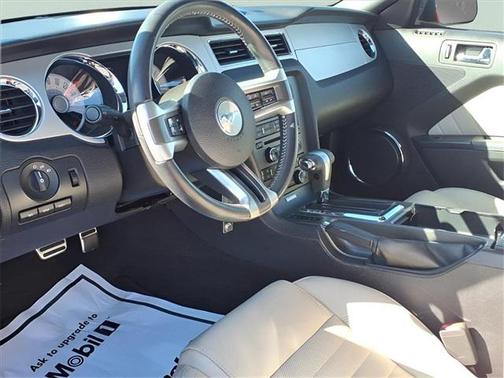 2012 Ford Mustang V6 Premium