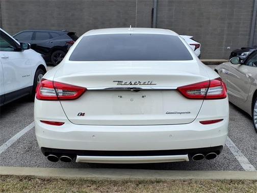 2015 Maserati Quattroporte S Q4