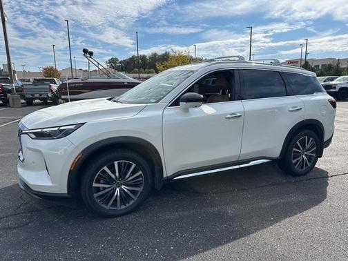 2023 INFINITI QX60 SENSORY