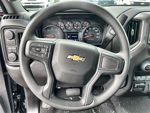 2025 Chevrolet Silverado 2500 Custom