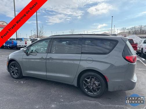 2020 Chrysler Pacifica Touring-L Plus