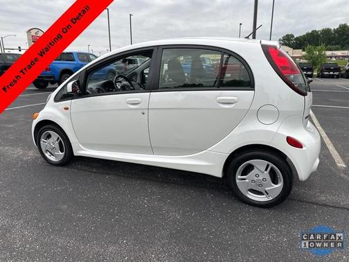 2016 Mitsubishi i-MiEV ES