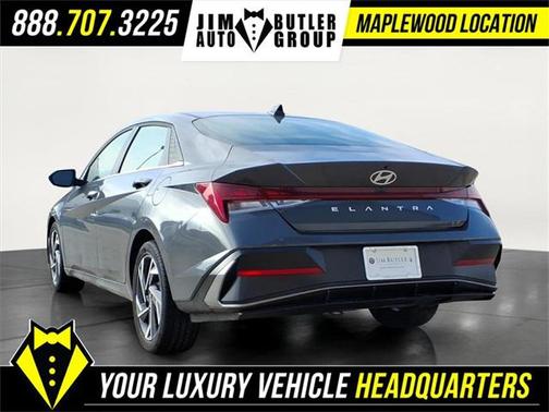 2025 Hyundai ELANTRA SEL