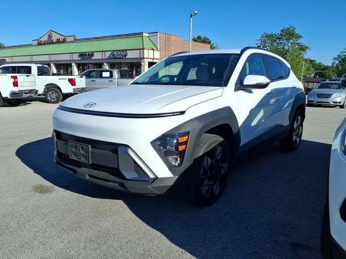 Atlas White 2024 Hyundai KONA SEL