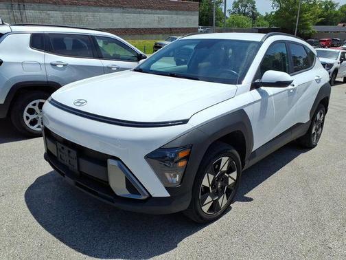 Atlas White 2024 Hyundai KONA SEL