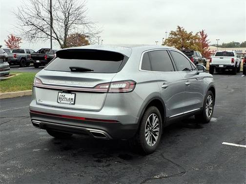 2021 Lincoln Nautilus Reserve