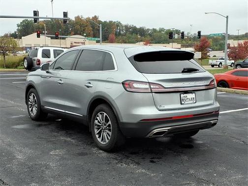 2021 Lincoln Nautilus Reserve