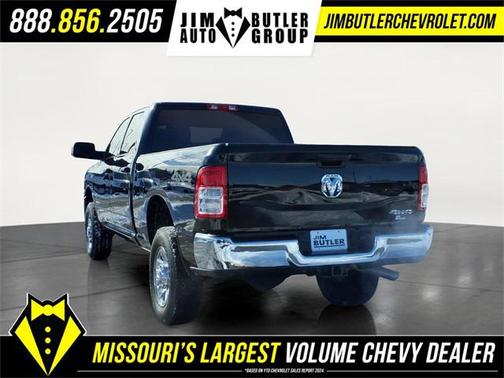 2022 RAM 2500 Tradesman Crew Cab 4x4 6'4' Box