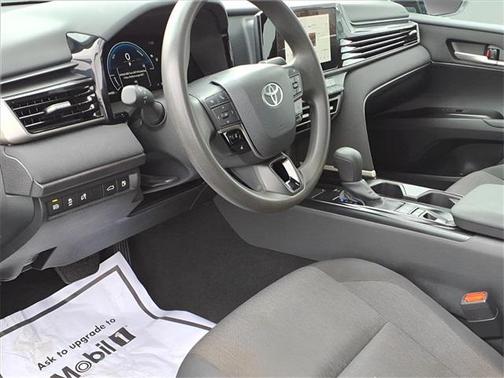 2025 Toyota Camry 
