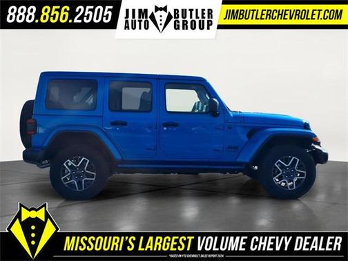 2025 Jeep Wrangler 4-Door Sahara 4x4