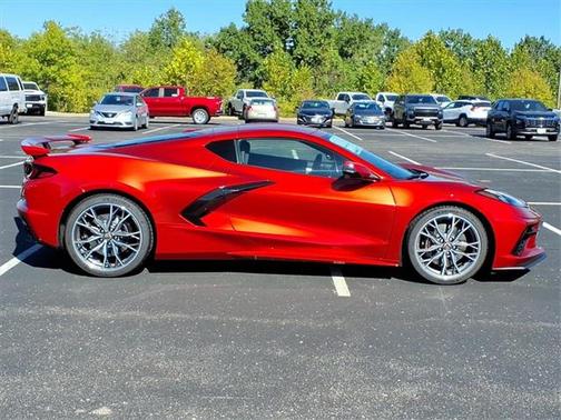 2026 Chevrolet Corvette Stingray w/2LT