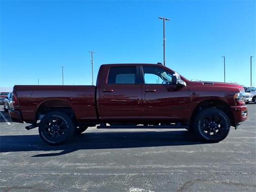 2024 RAM 2500 Big Horn Crew Cab 4x4 6'4' Box