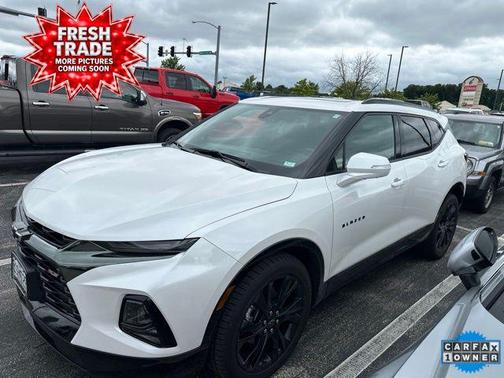 Iridescent Pearl Tricoat 2021 Chevrolet Blazer RS
