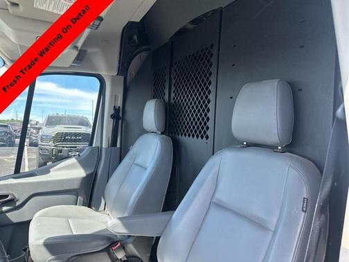 2016 Ford Transit-250 Base
