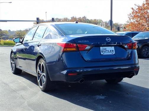 2023 Nissan Altima SR FWD