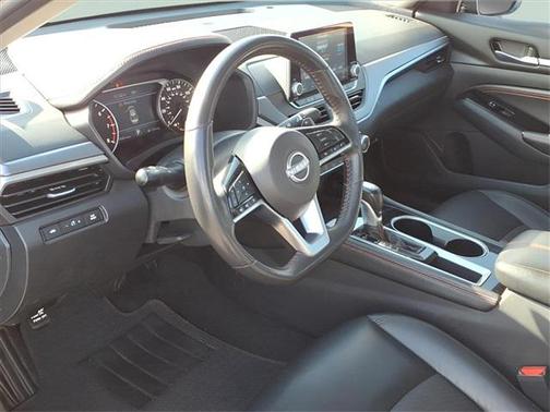 2023 Nissan Altima SR FWD