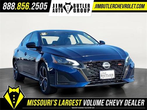 2023 Nissan Altima SR FWD