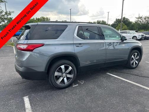 2021 Chevrolet Traverse LT Leather