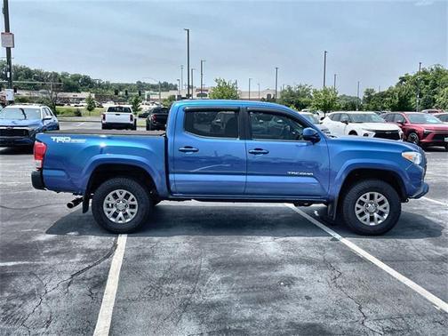 2017 Toyota Tacoma Base