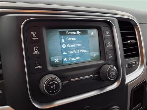 2017 RAM 2500 SLT Crew Cab 4x4 6'4' Box