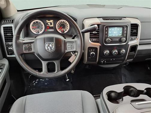 2017 RAM 2500 SLT Crew Cab 4x4 6'4' Box