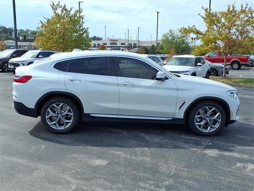 2021 BMW X4 xDrive30i