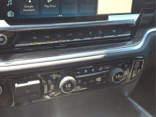 Polar White Tricoat 2026 Chevrolet Silverado 1500 LTZ