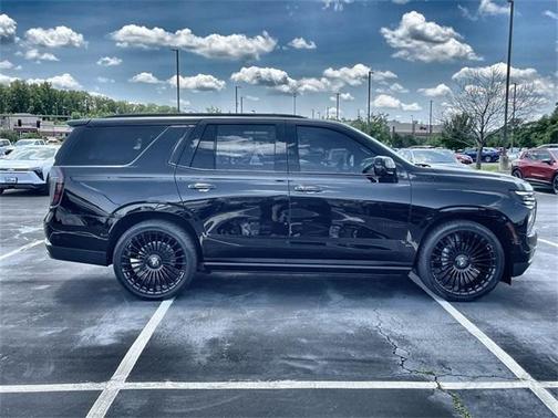 2025 Chevrolet Tahoe 4WD High Country