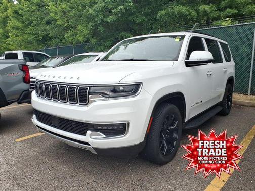 Bright White Clearcoat 2022 Jeep Wagoneer Series II 4x2