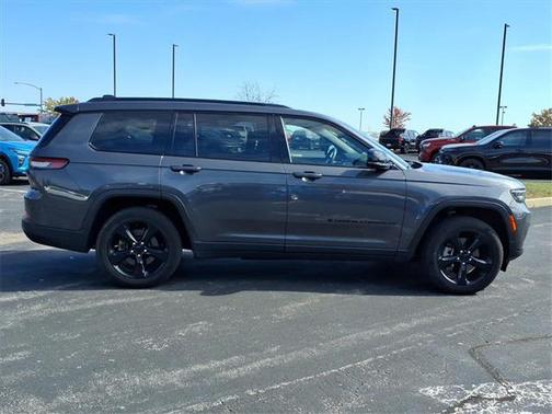 2023 Jeep Grand Cherokee L Altitude