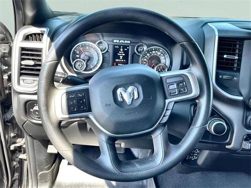 2022 RAM 2500 Big Horn Crew Cab 4x4 6'4' Box