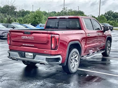 2022 GMC Sierra 1500 SLT