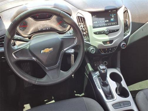 2016 Chevrolet Cruze LS Auto