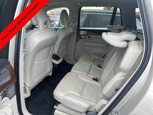 2018 Volvo XC90 T6 Inscription