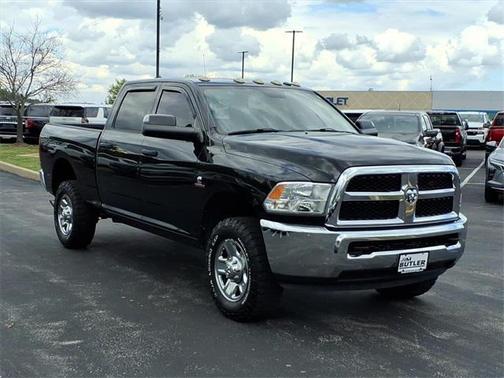 2017 RAM 2500 Tradesman Crew Cab 4x4 6'4' Box