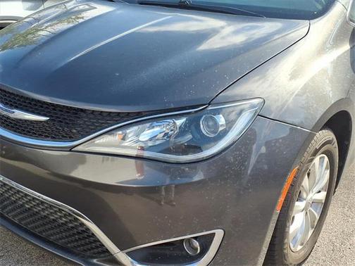 2019 Chrysler Pacifica Touring Plus