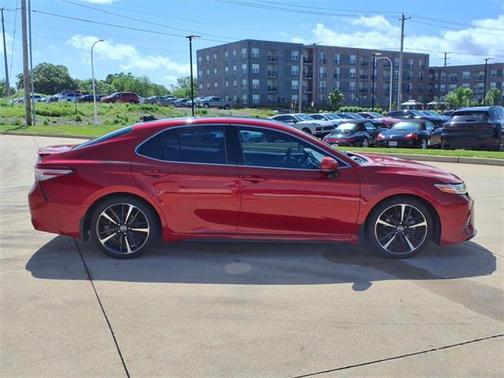 2020 Toyota Camry XSE