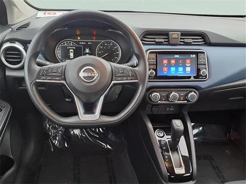 2023 Nissan Versa 1.6 SV