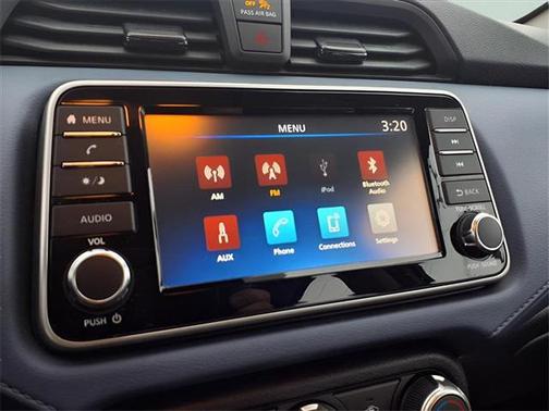 2023 Nissan Versa 1.6 SV