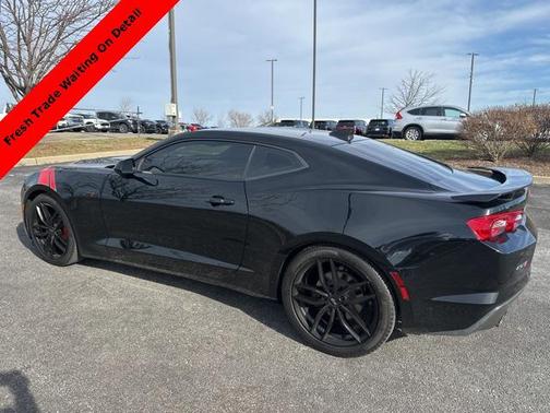 2021 Chevrolet Camaro RWD Coupe LT1